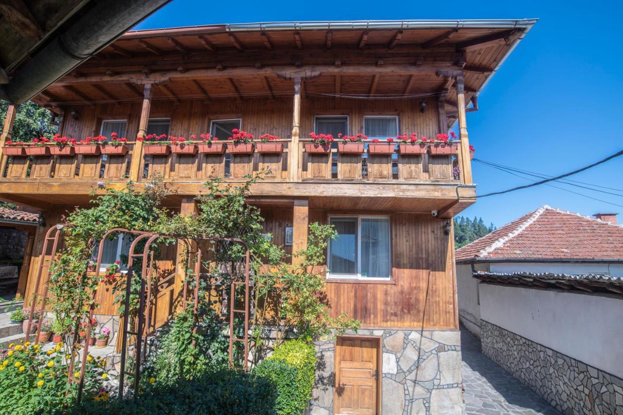 Guest House Roden Dom Koprivshtitsa Luaran gambar